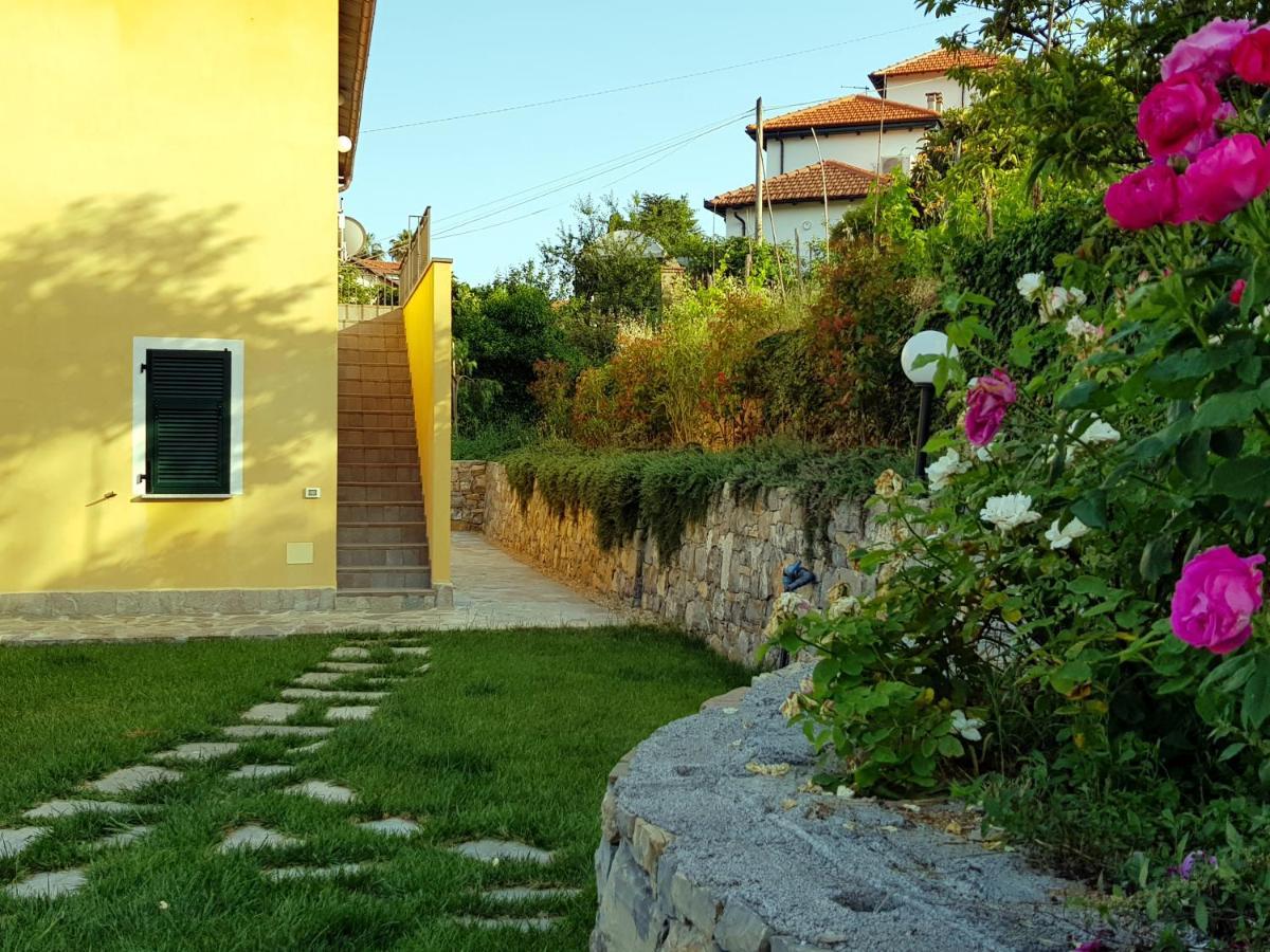 Casa Laura Villa Imperia Luaran gambar